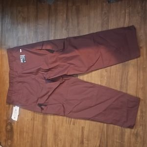 NWT Men's Volcom Maroon "Tokyo True Cargo Pant" w/ good Stretch.